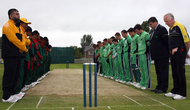 A minute's silence in memory of John Wright