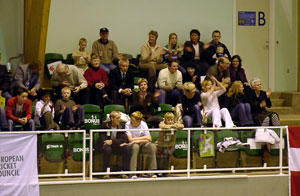 An enthusiastic Final crowd (Photo: Barry Chambers)