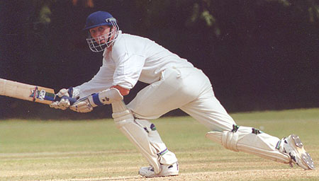 2000 European Championships, Ireland v Scotland: Paul Mooney of Ireland (©Rowland White)