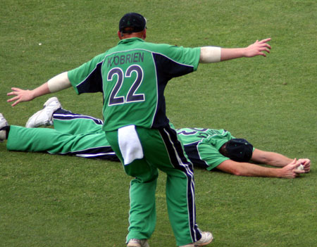 Trent Johnston takes a wonder catch (©CricketEurope)