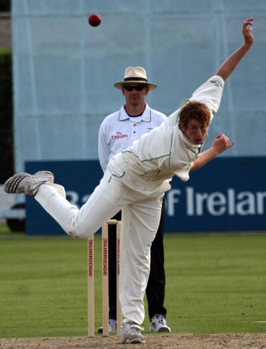 Greg Thompson in action (©CricketEurope)