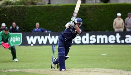 Gavin Hamilton is bowled (©CricketEurope)