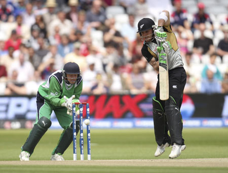 Runs for McCullum (©Rob O'Connor/CricketEurope)