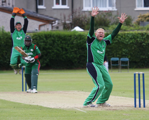 Regan West traps Morris Ouma lbw (©CricketEurope)