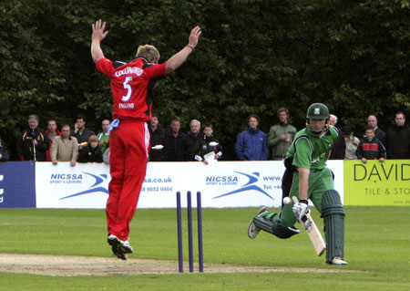 Andrew White is run out (©Rob O'Connor/CricketEurope)