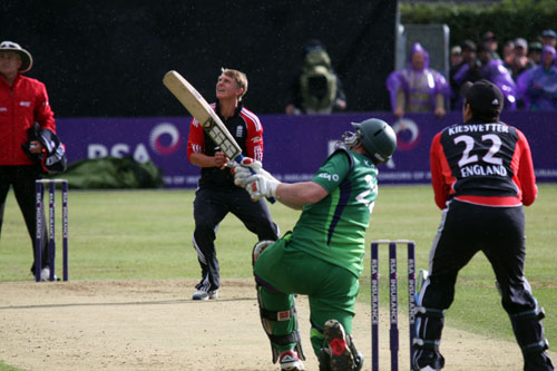 Another six for Kevin O'Brien (©CricketEurope)