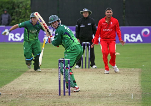 Inside edge by John Mooney (©CricketEurope)