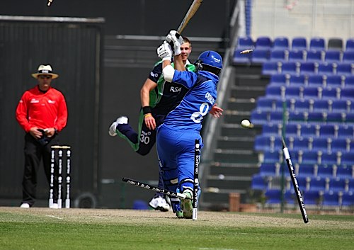Boyd Rankin sends the stumps of Damian Crowley flying (©CricketEurope)