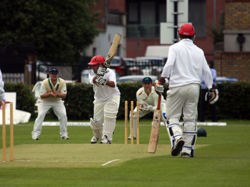 Karim Sadiq is bowled (©CricketEurope)
