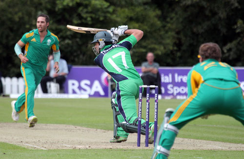 Driven by Stuart Thompson (©CricketEurope)