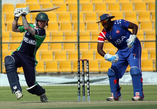 Boundary for John Mooney (©CricketEurope)