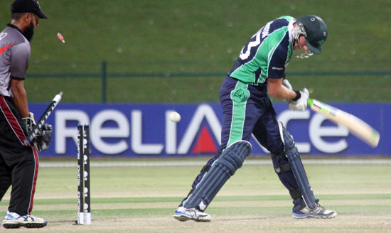 Trent Johnston is bowled (©CricketEurope)