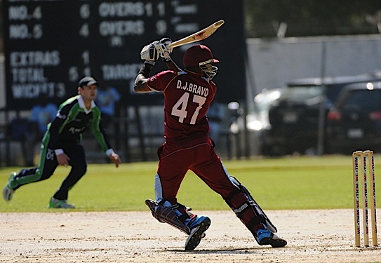 Dwayne Bravo cuts down to third man (©WICB)