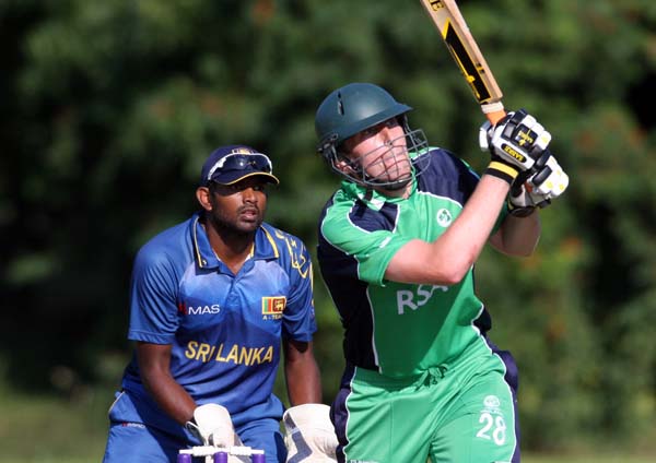 Boundary for Peter Chase (©CricketEurope)