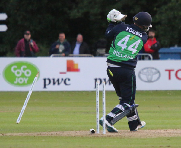 Last man Craig Young bowled (©CricketEurope)