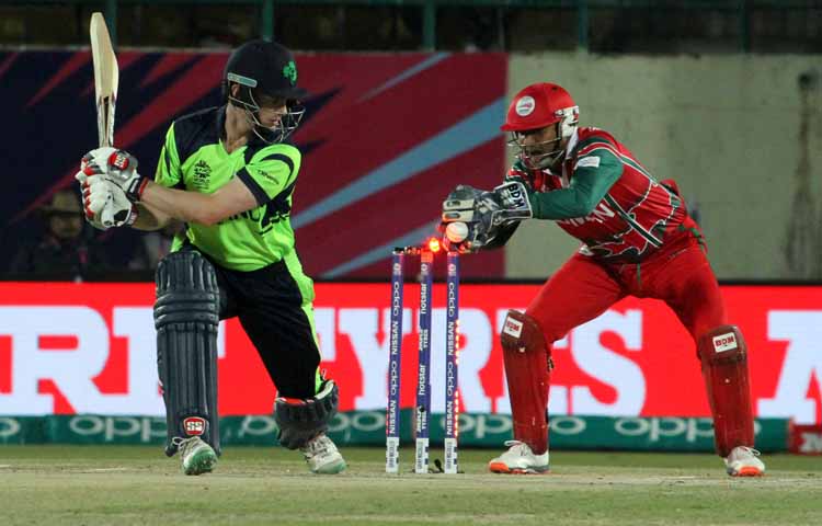 Stumping attempt against William Porterfield (©CricketEurope)