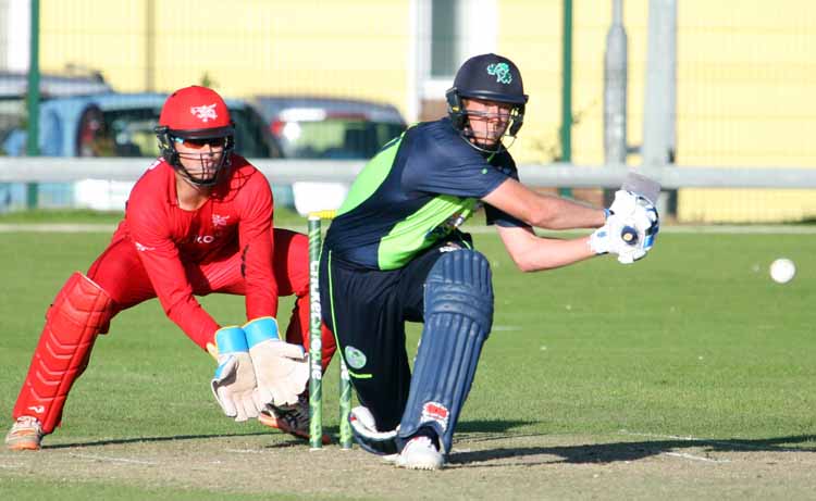 Reverse swept by Greg Thompson (©CricketEurope)