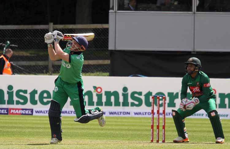 Big Six from Niall O'Brien (©CricketEurope)