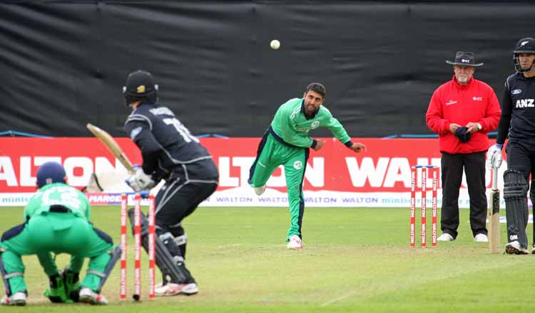 Simi Singh conceded 38 in his 10 overs (©CricketEurope)