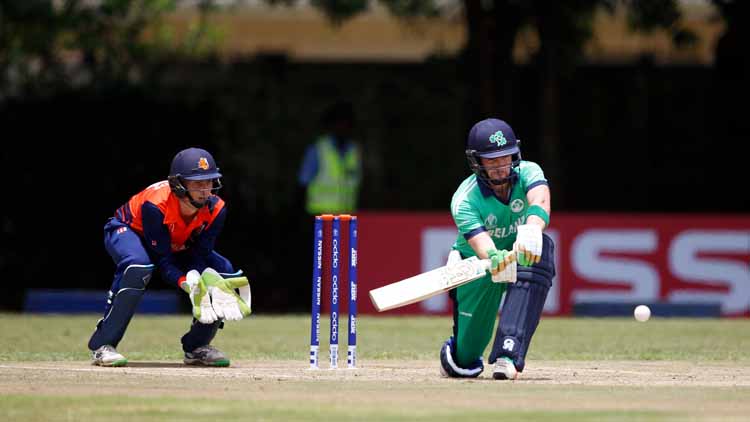 Swept by Andrew Balbirnie on his way to 68 (©ICC/Getty Images)