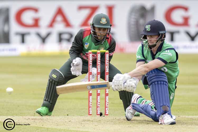 Swept by William Porterfield (©Rodney Smythe/CricketEurope)