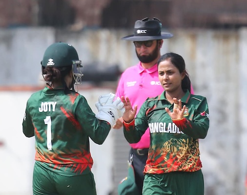 Bangladesh celebrate a wicket