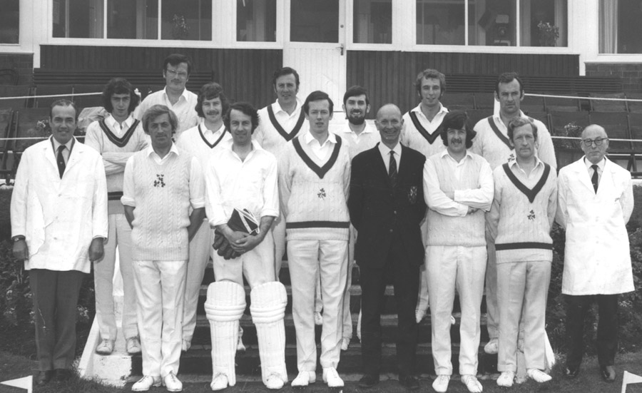 The Ireland team and officials in front of the Glen Park pavilion