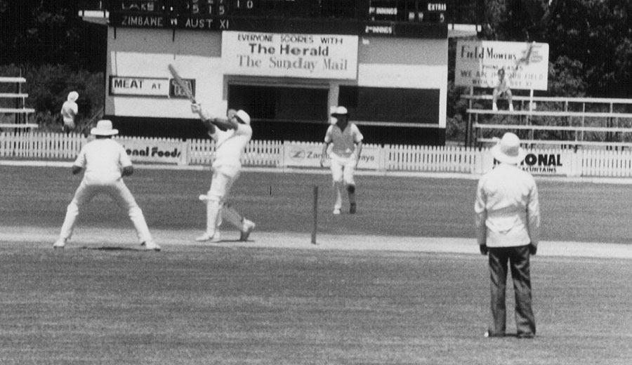 Alf Masood strikes out (©CricketEurope)