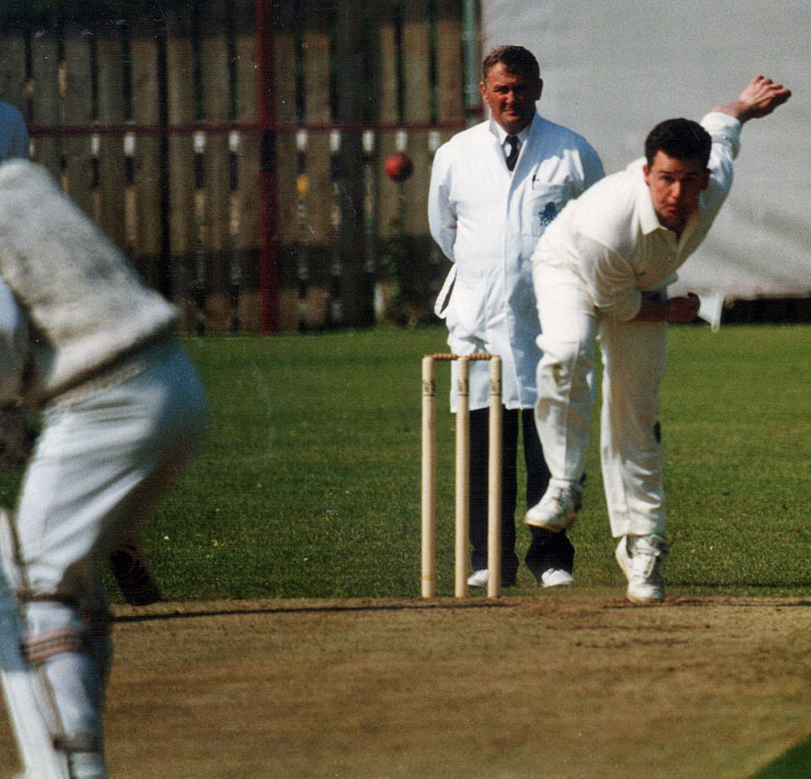 Ireland v Surrey (B&H Cup, Eglinton, 14 May 1996) (©Clarence Hiles)