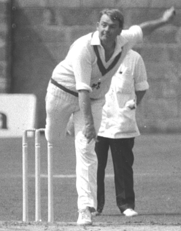 Bowling at Woodvale (©Ulster Cricketer)