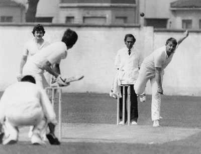 Bowling at Woodvale (©Ulster Cricketer)