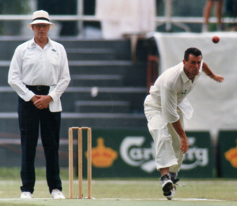 1997 ICC Trophy, Ireland v Kenya: Umpire Plews watches Ireland's Paul McCrum
