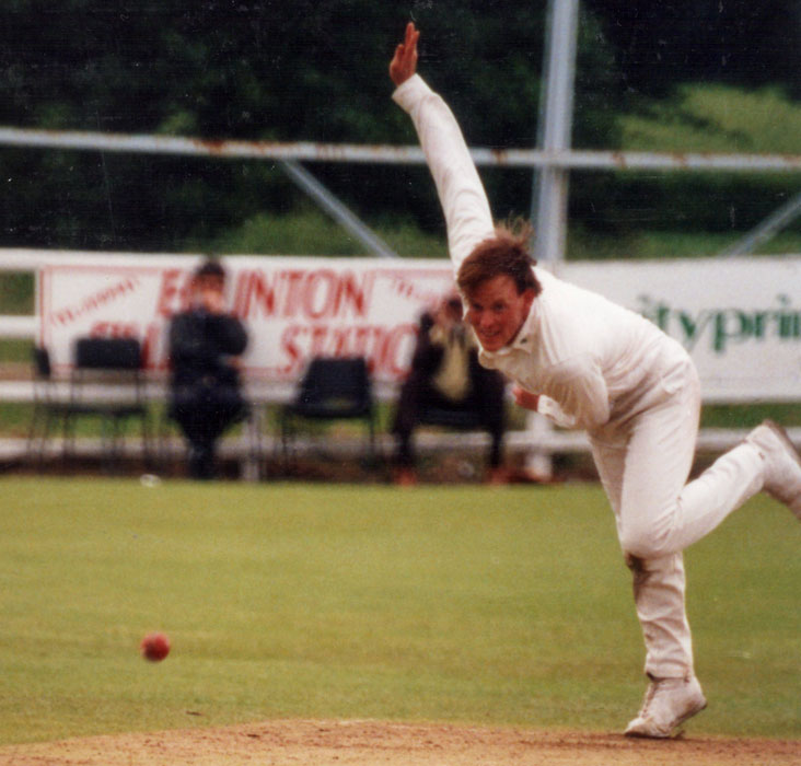 Bowling in an interprovincial match for South Leinster at Eglinton (©Ulster Cricketer)