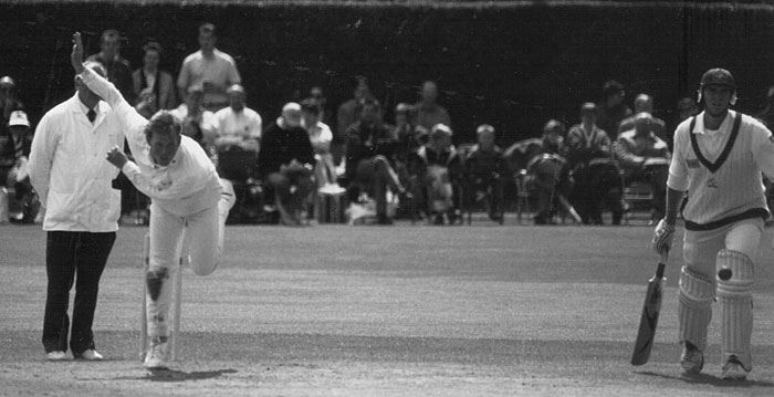 1993 Ireland v Australia: Pace bowler Eddie Moore (©Clarence Hiles)