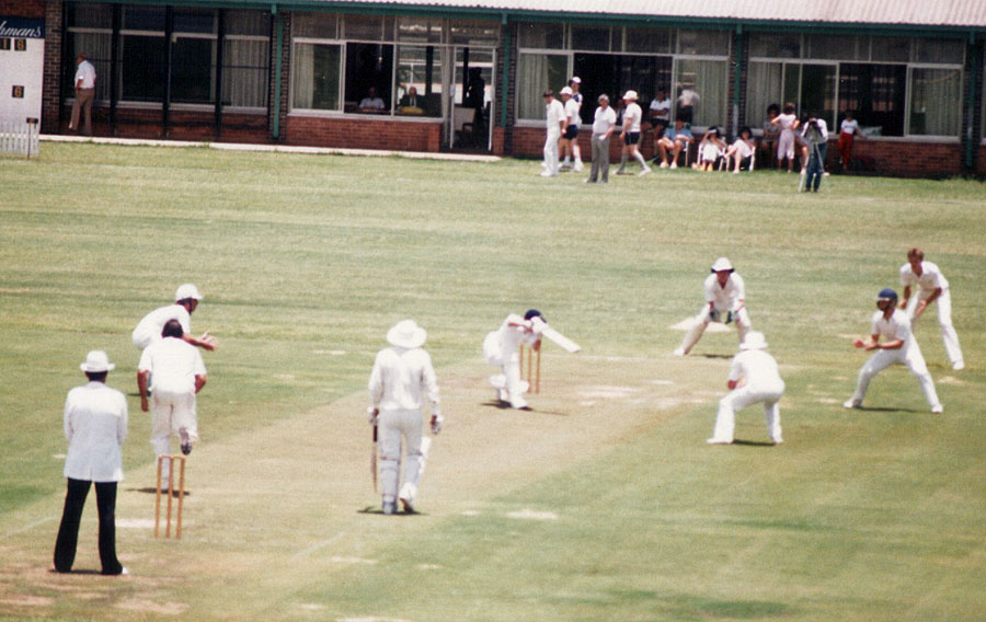 1986 Matabeleland v Ireland: Deryck Vincent drives through the covers