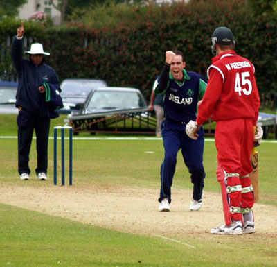 Trent Johnston claims a wicket (©CricketEurope)